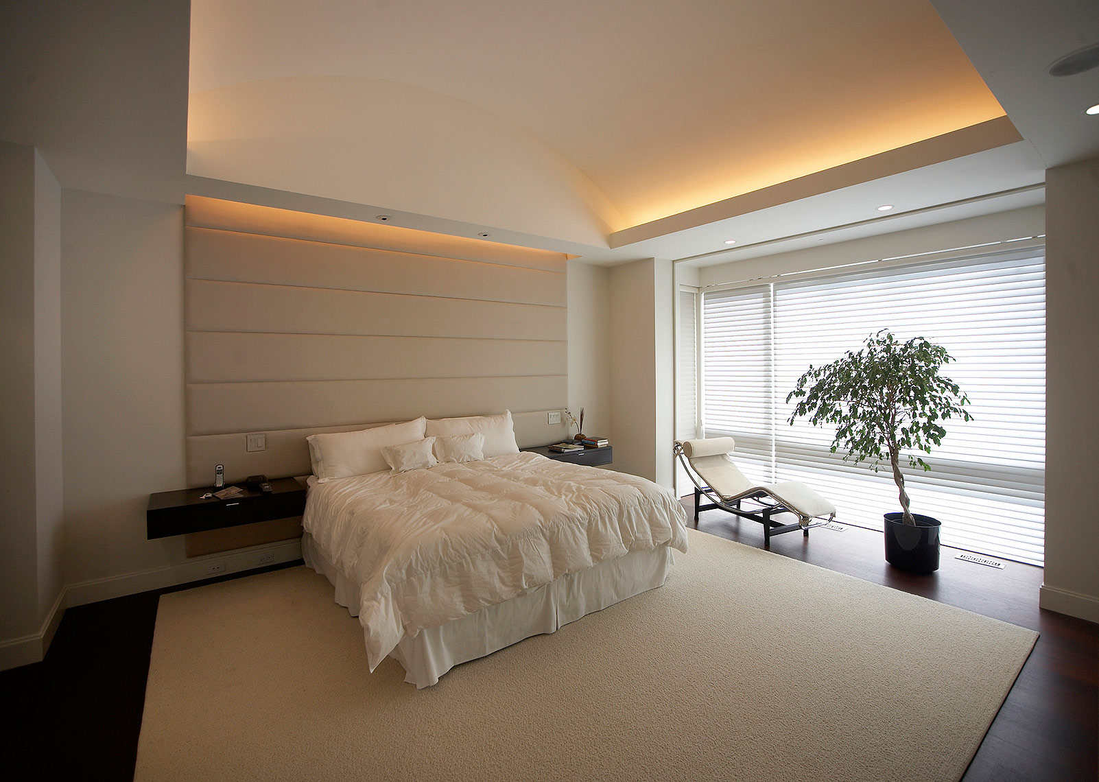 Modern Interior Design  Master Bedrom- Makow Architects
