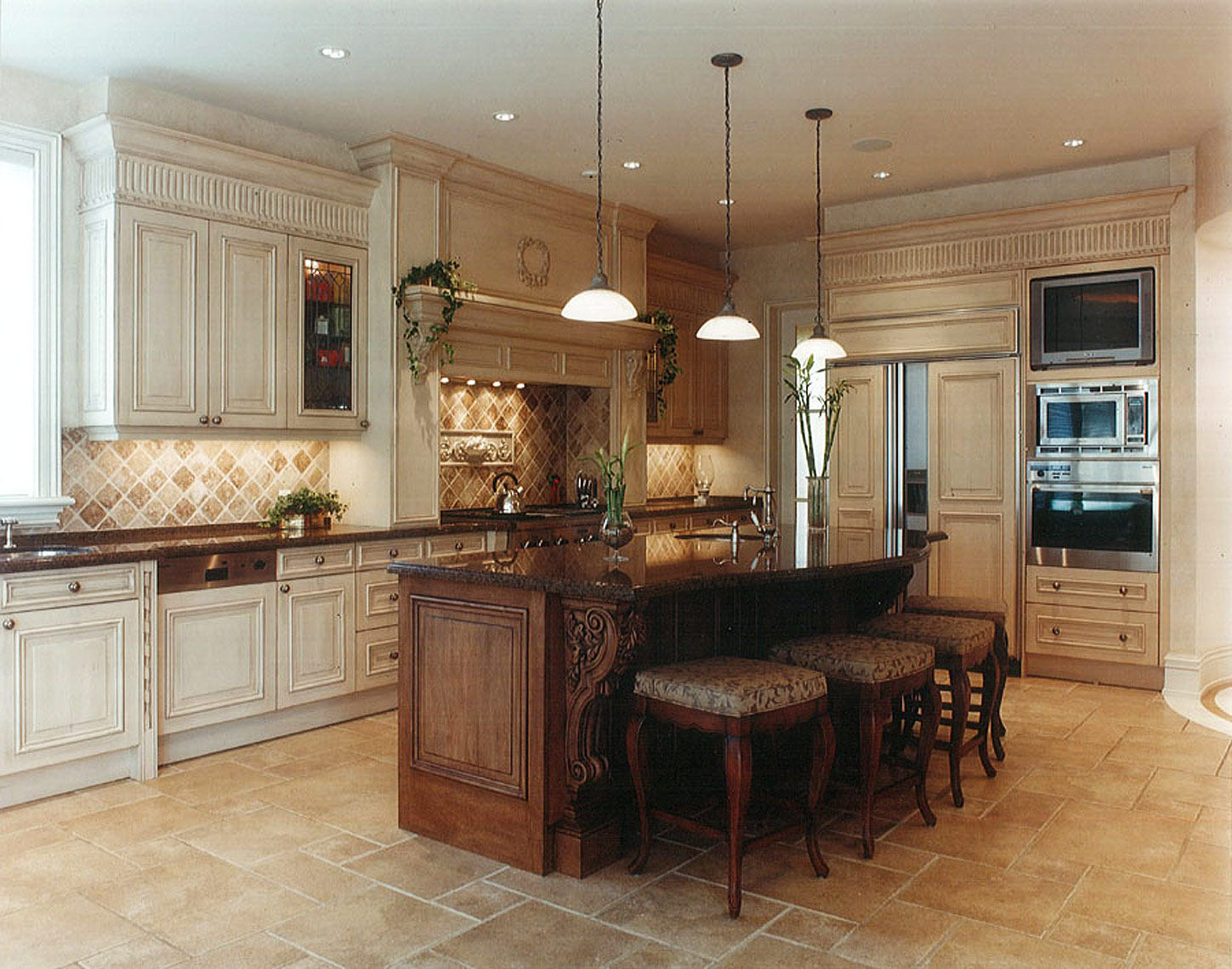 Interior Design Traditional of Kitchen - Makow Architects