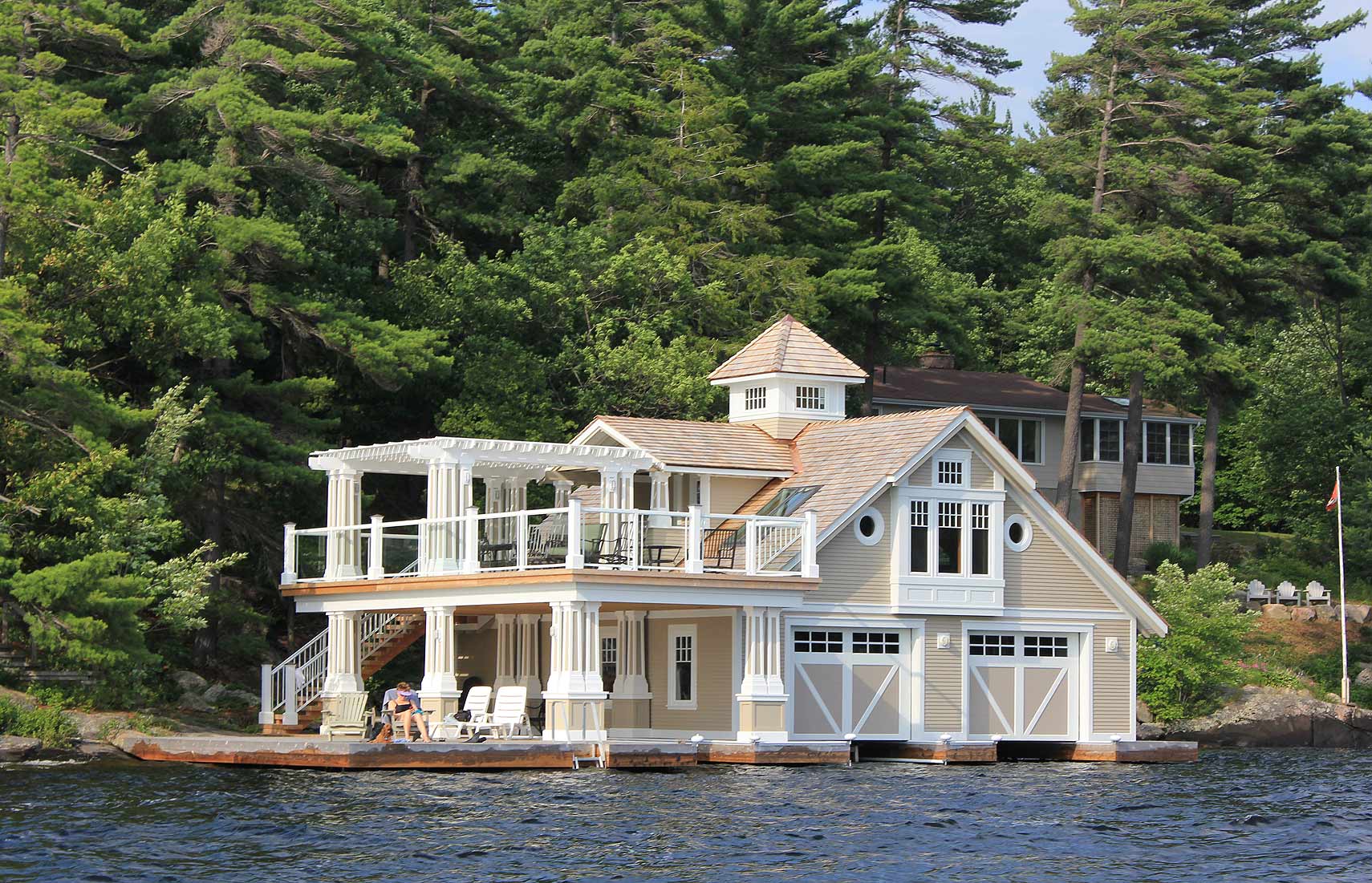 Lake Muskoka Boathouse (2) - Ontario Cottage and Vacation Home