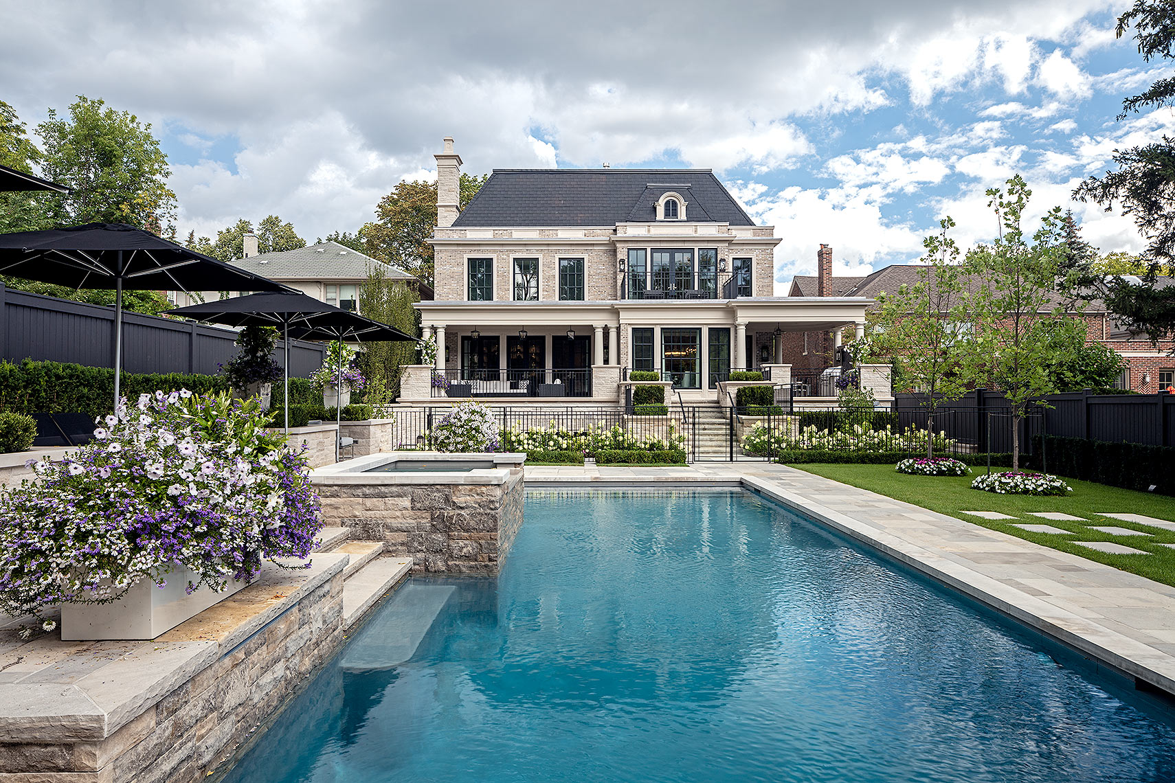 Customhomes-FrenchTransitional-luxuryhomes-3